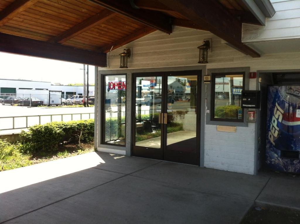 Crown Inn Seattle Ngoại thất bức ảnh